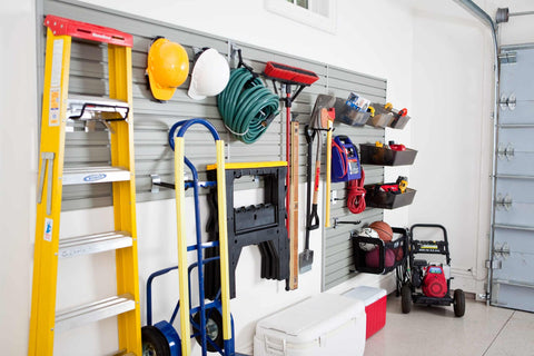 clear garage workspace